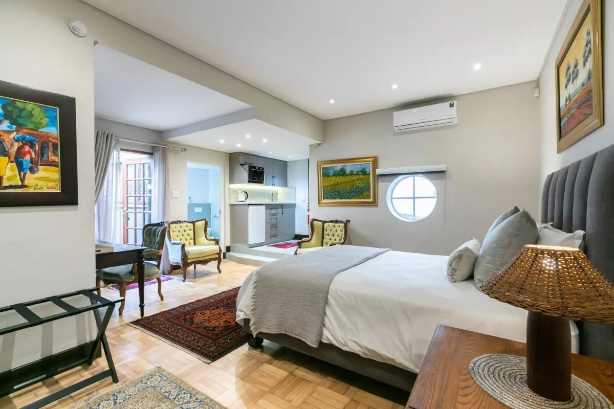 Image 1 of Forest Town Getaway close to the Parks