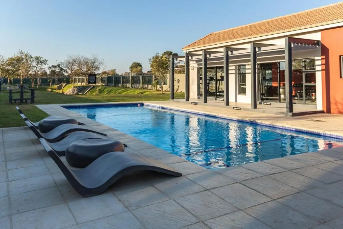 Image 3 of Garden Unit Inverter,nespresso,blender,netflix