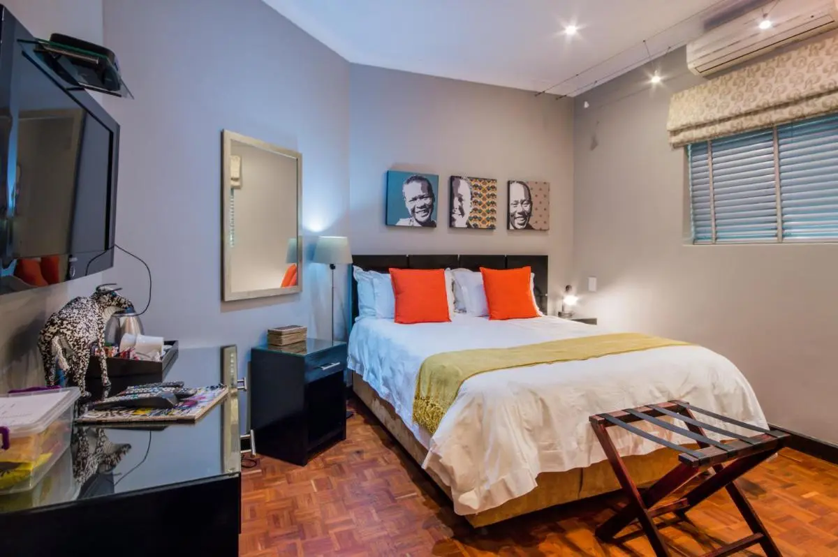 Image 1 of Glendower View Guest House