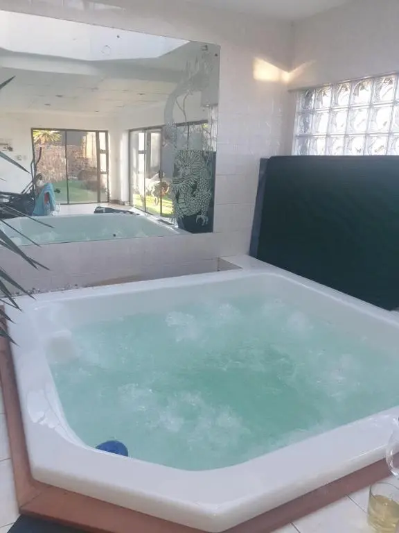 Image of Glenvista Home with a View