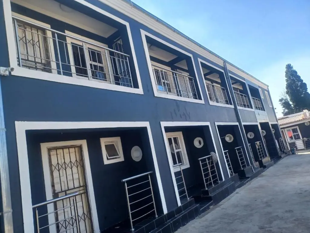 Image of Gold Crown One Bedroom Self-Catering Apartment With Balcony, NetFlix & YouTube