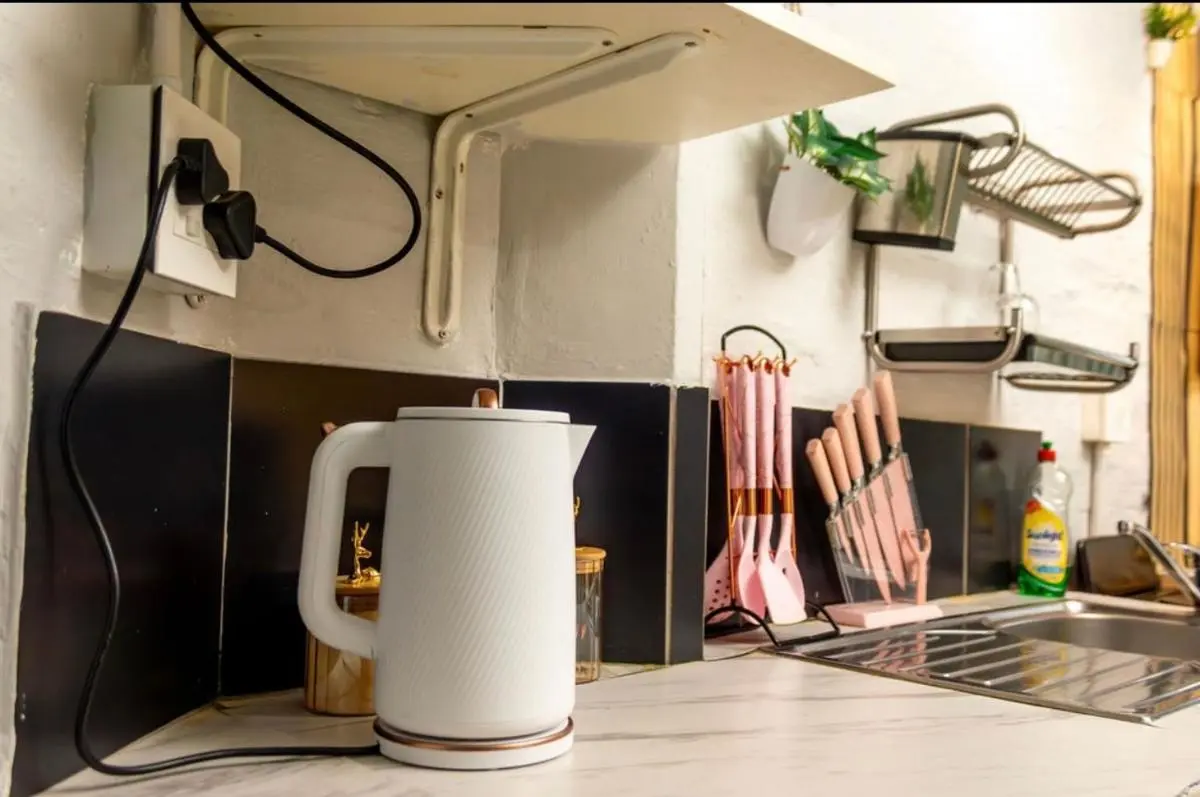 Image 2 of Golden Diamond