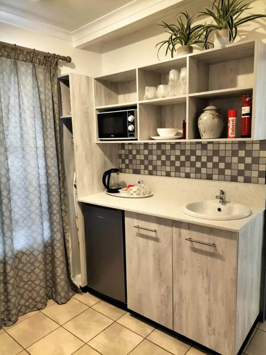 Image 3 of Hadeda Hall