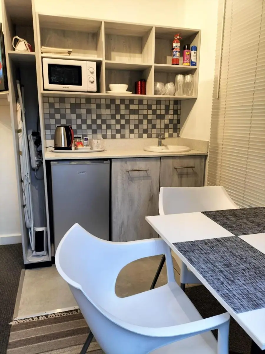 Image 4 of Hadeda Hall