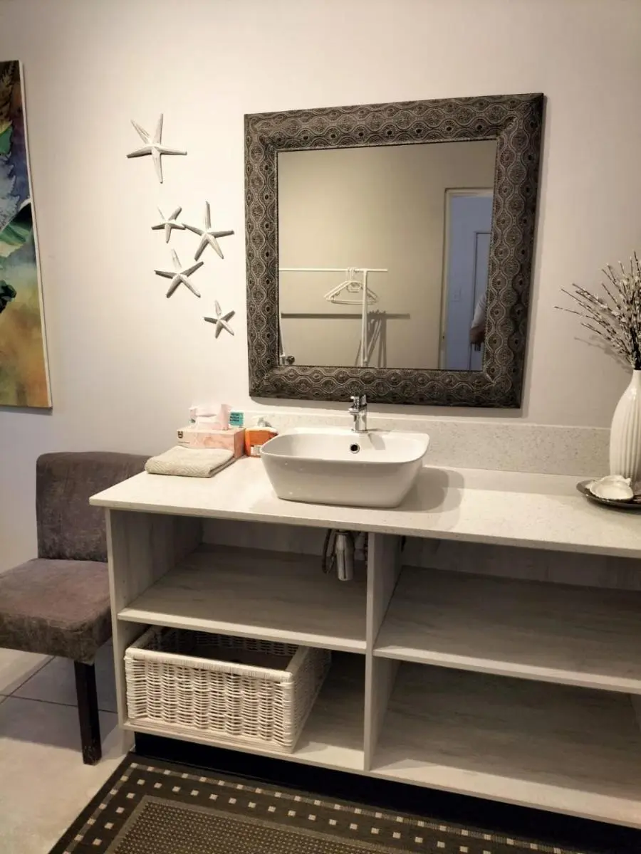 Image 6 of Hadeda Hall