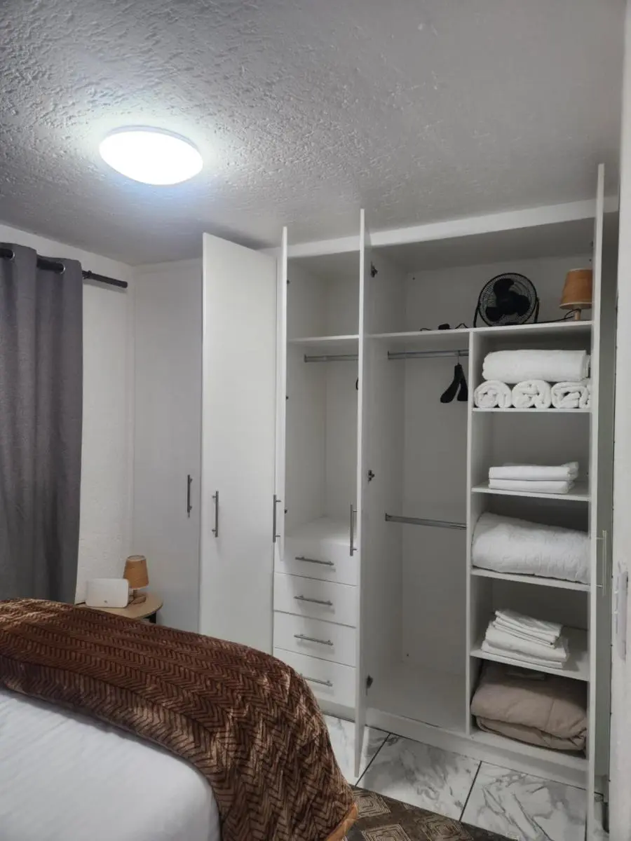 Image 1 of Hayley’s inn at village blues