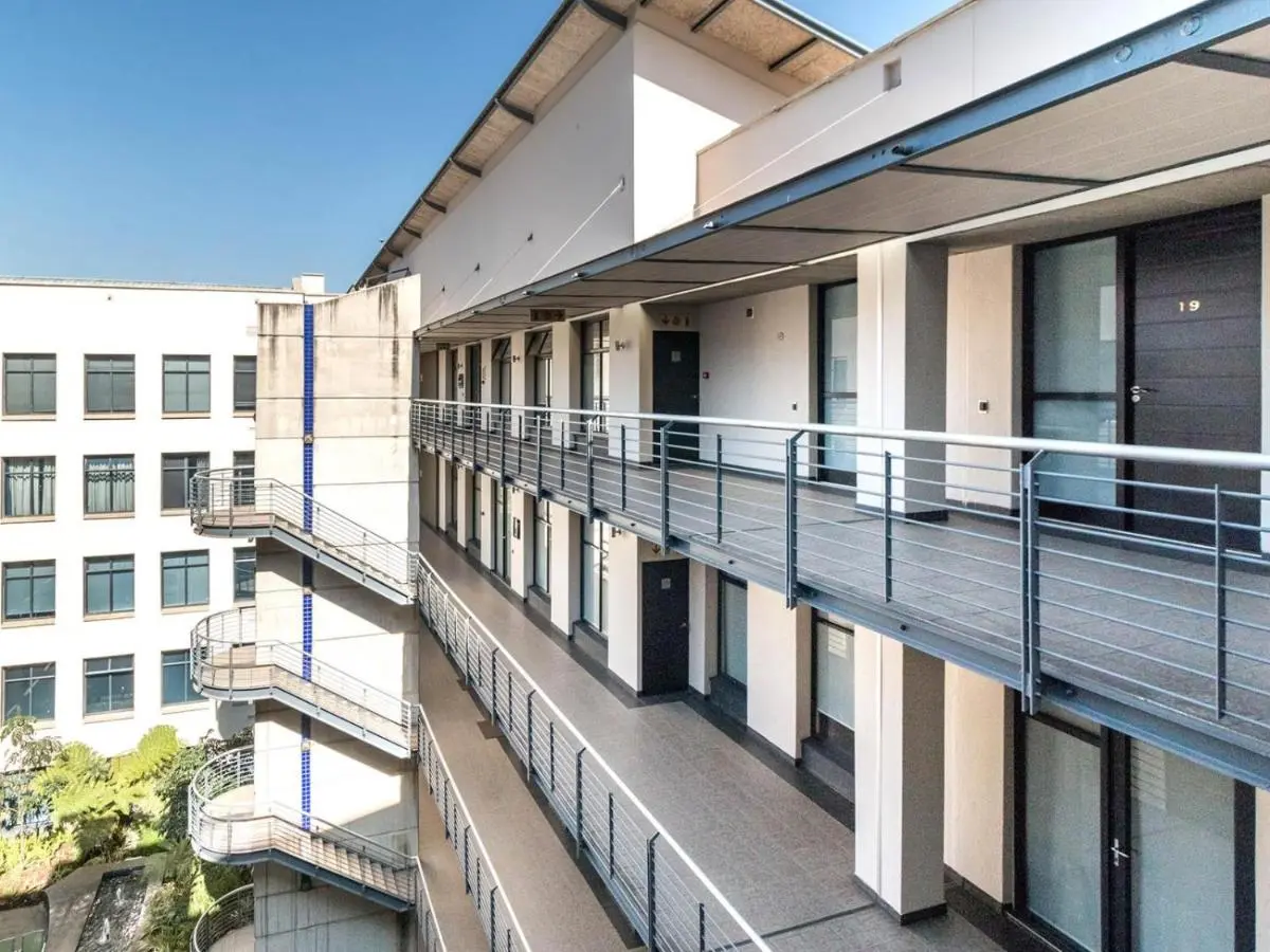 Image 4 of Heriot Properties Units 19 & 20