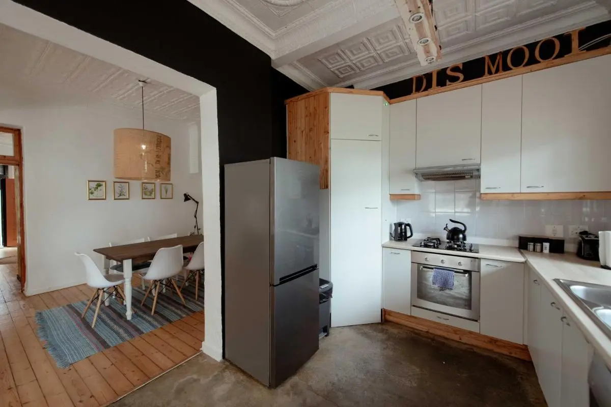 Image 4 of Hibiscus House