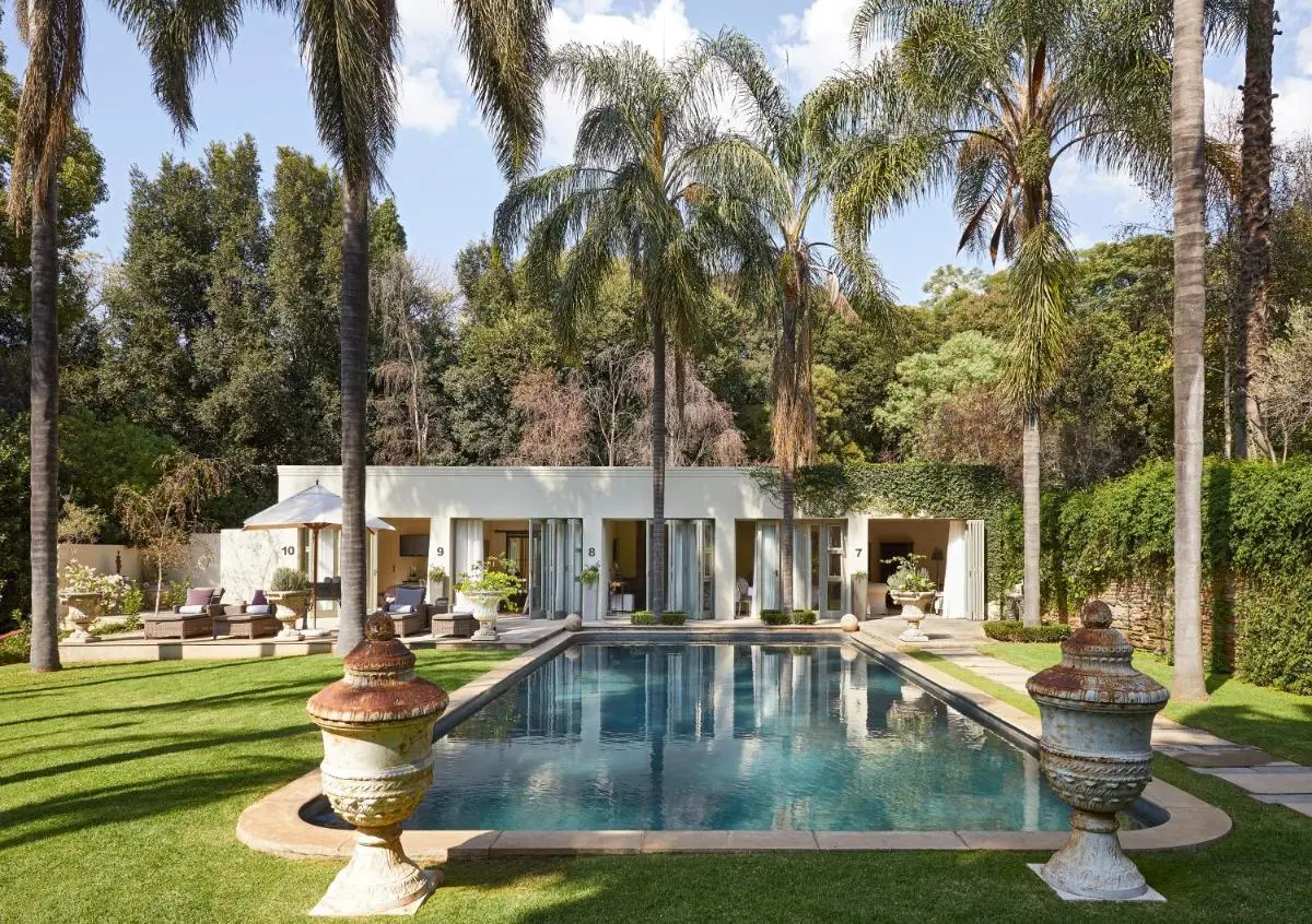 Image 2 of Hoeveld House