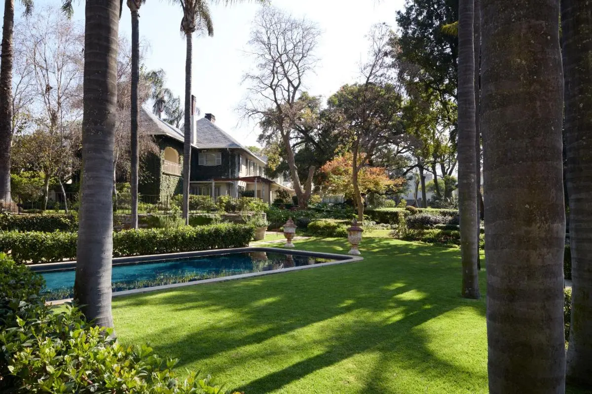 Image 6 of Hoeveld House