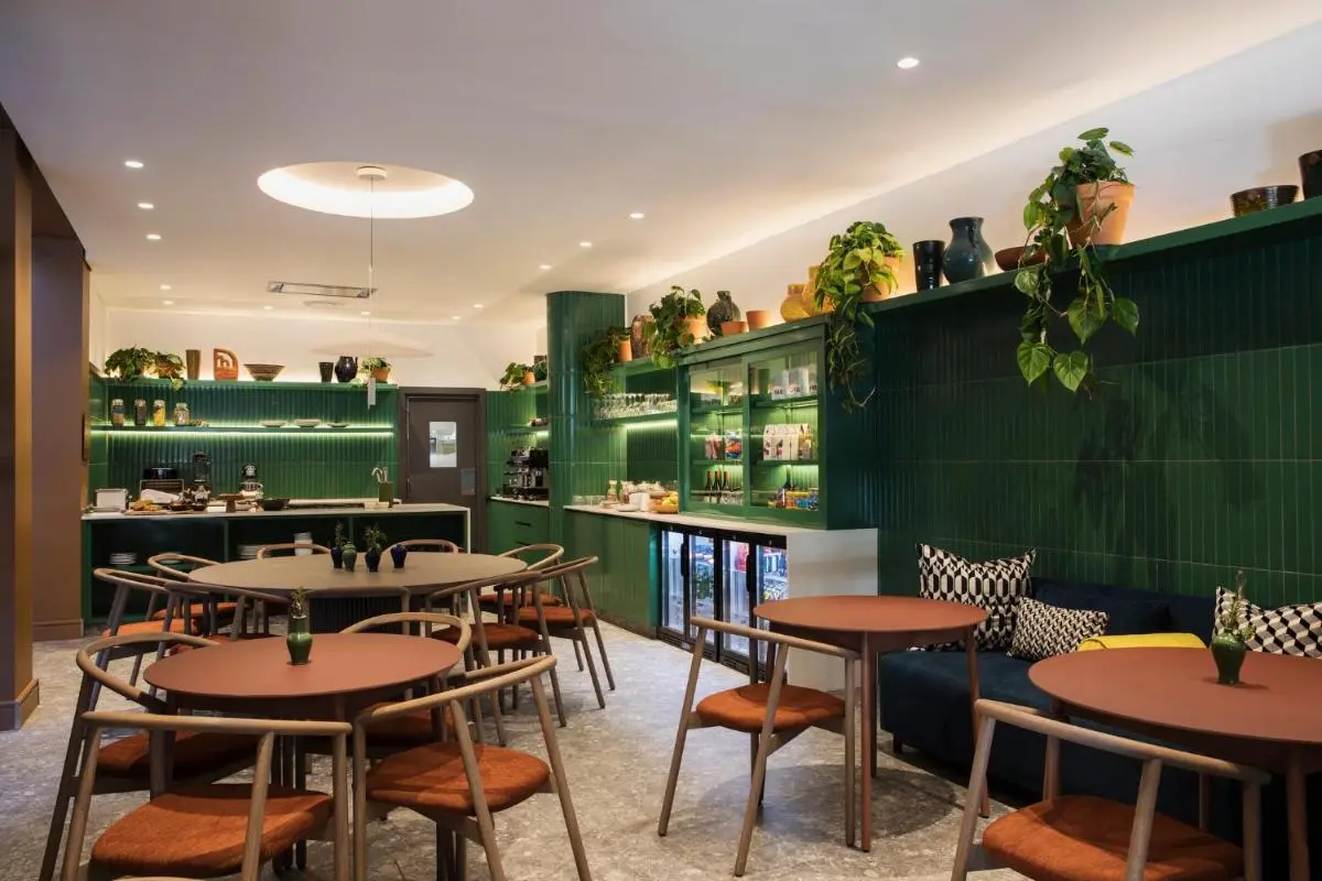 Image 2 of Home Suite Hotels Rosebank