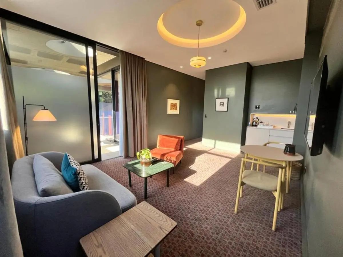 Image 5 of Home Suite Hotels Rosebank