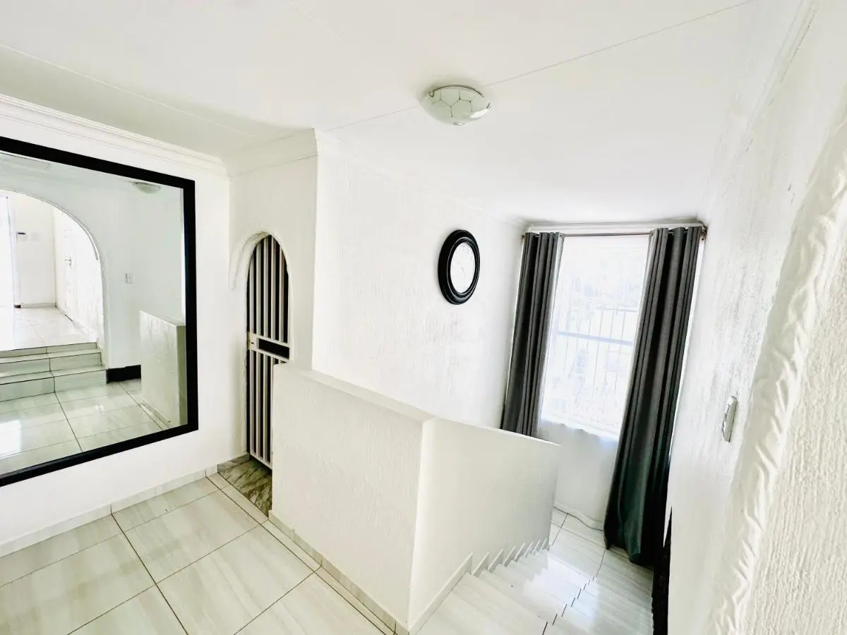 Image 2 of Hotel Vibes Ferndale