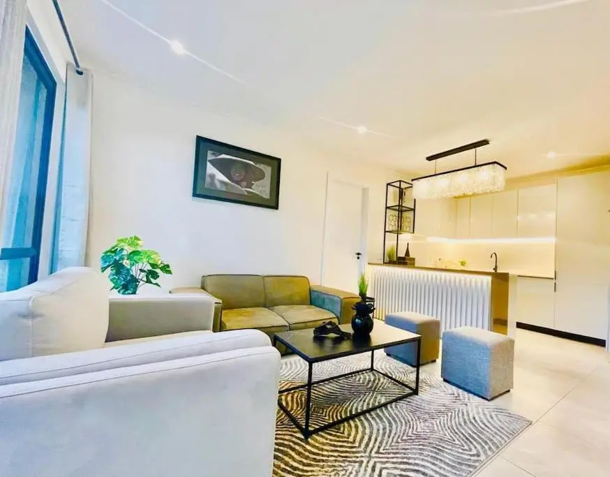 Image 4 of Hyde Park Sandton Luxury 2BR Top Floor