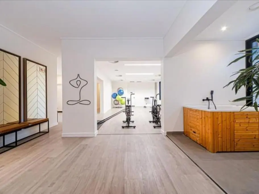 Image 5 of Hyde Park Sandton Luxury 2BR Top Floor