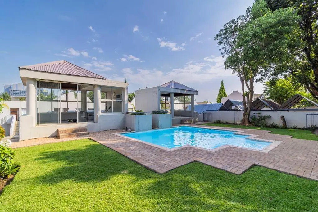 Image 2 of I St Tropez Sandton Luxury Suites