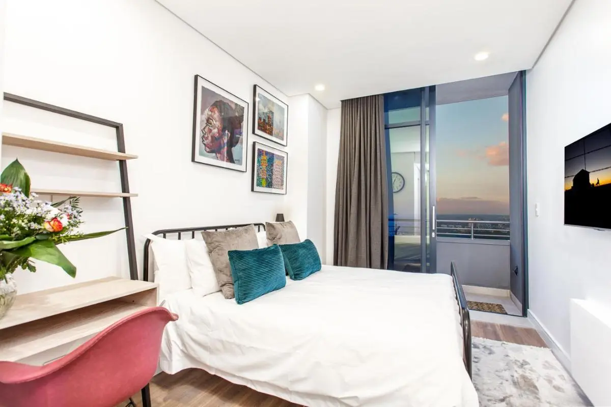 Image 1 of Illovo Central 1104