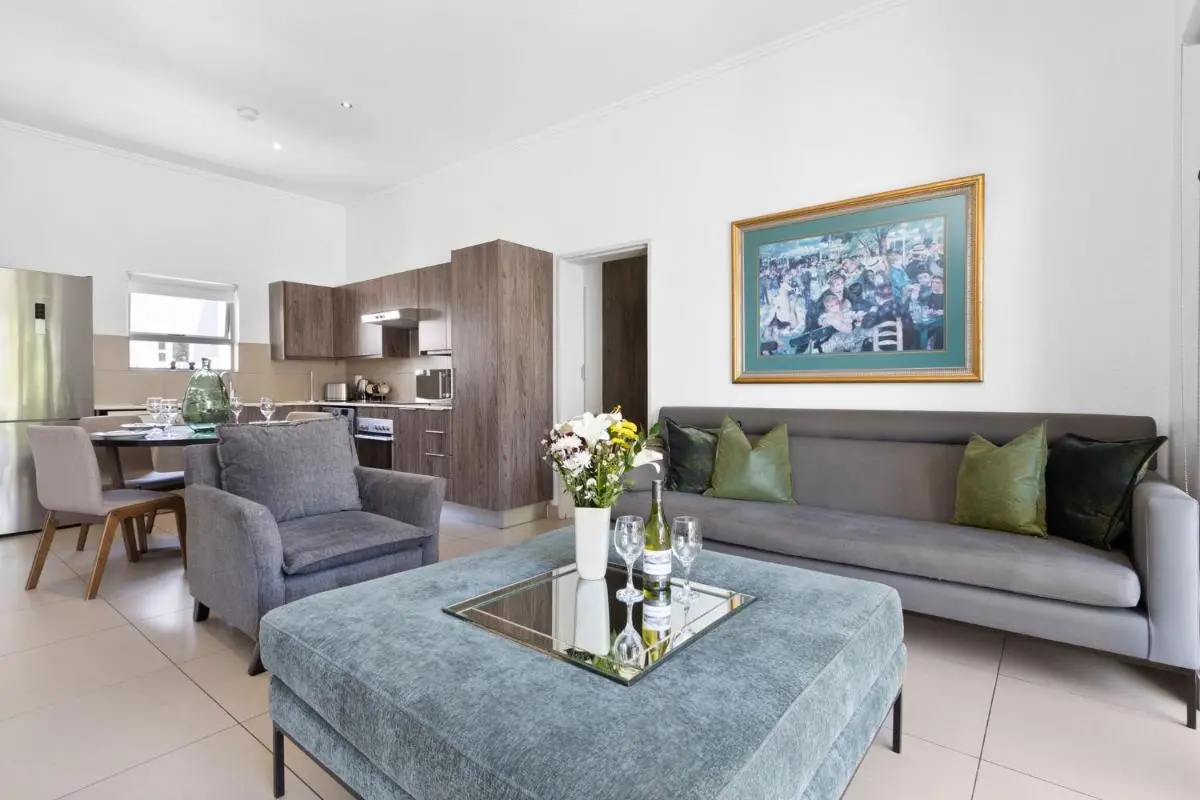 Image 4 of Insignia 312