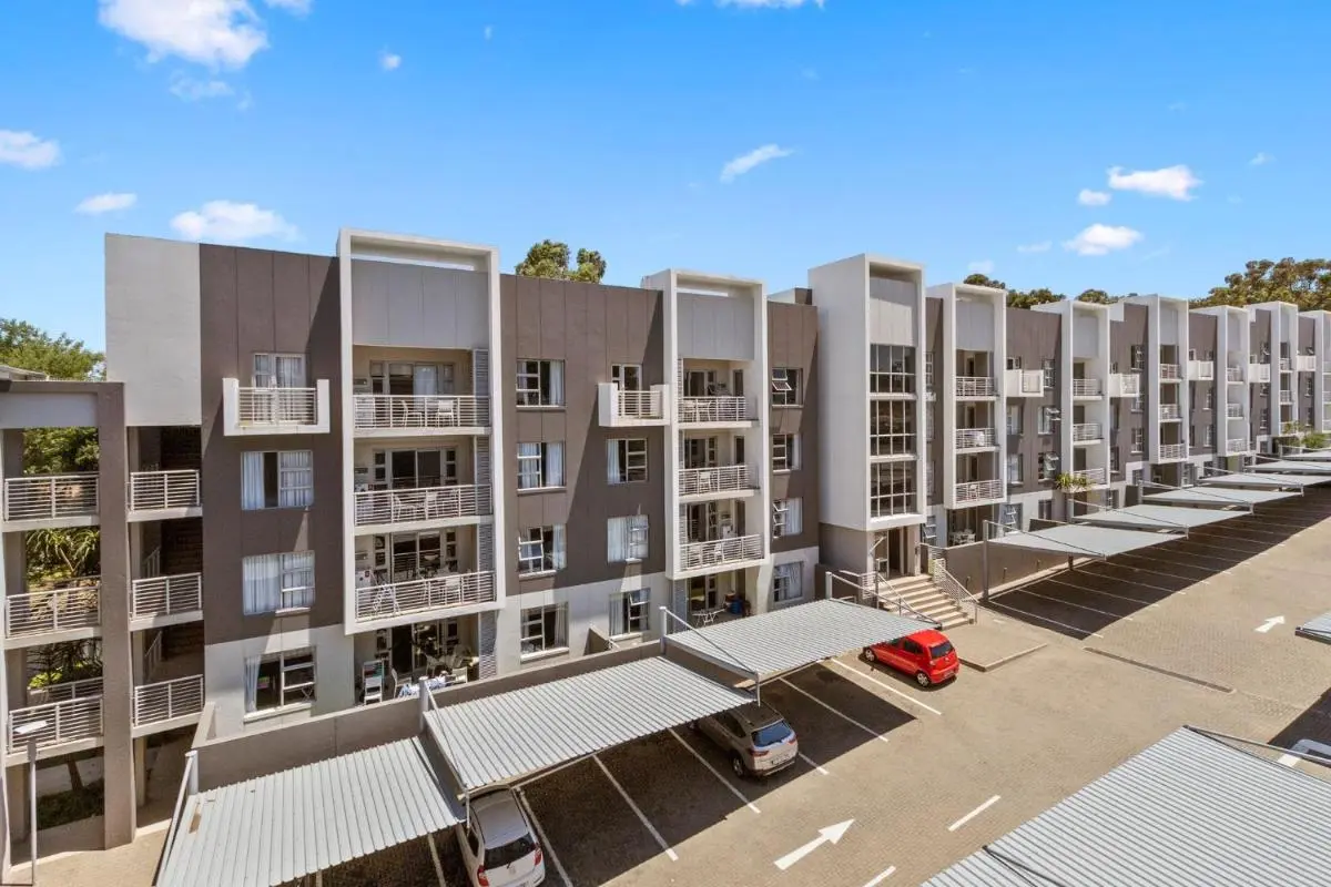 Image 6 of Insignia 312