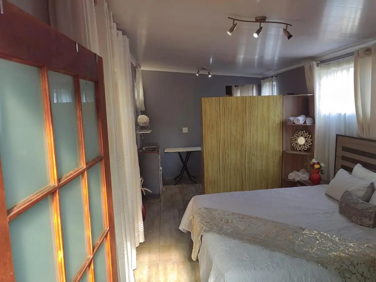 Image 1 of Issa Guest Cottage