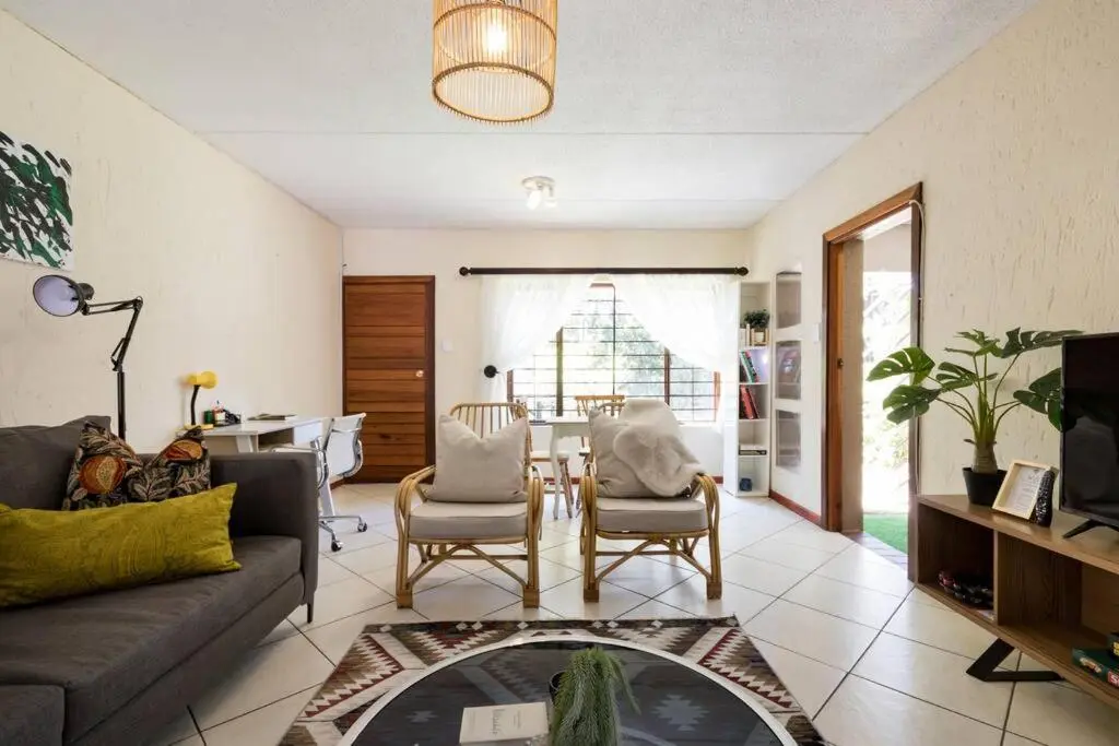 Image 5 of Kami kuKakho: Stunning, secure 2 bed apartment in Bryanston, Sandton