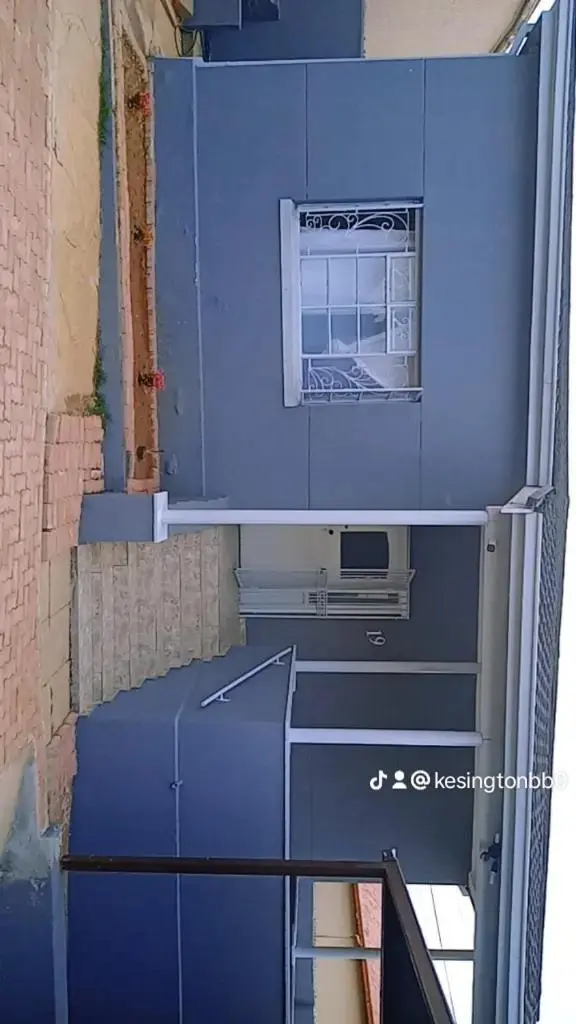 Image 4 of Kensington B&B