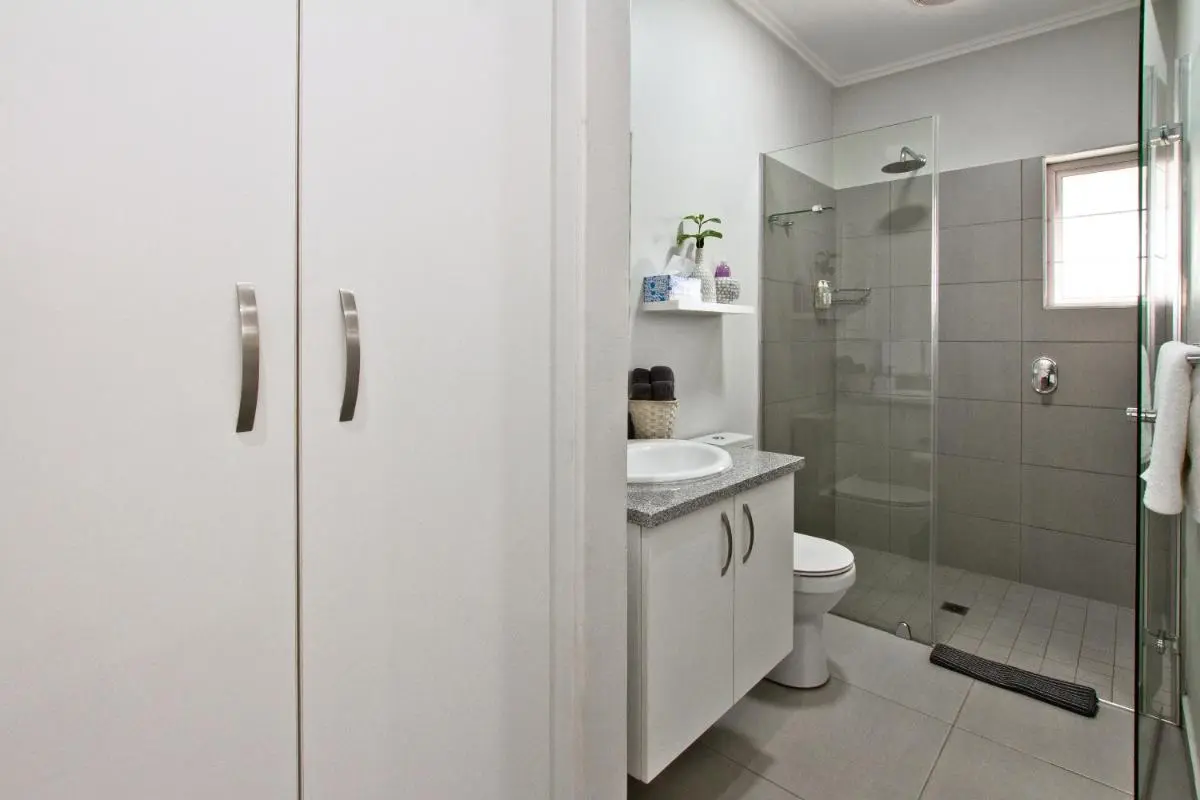 Image 1 of Kent Manor Guest Suites