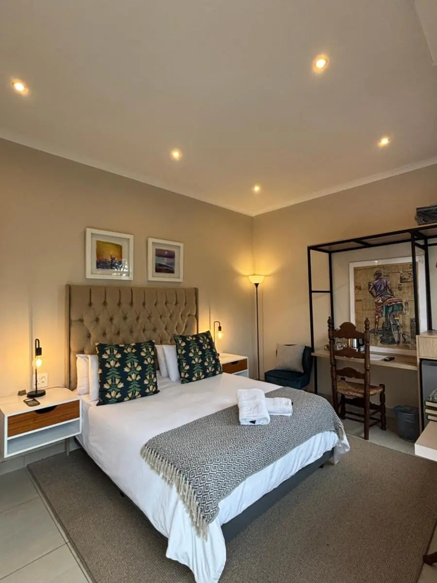 Image 4 of La Casa Blanca