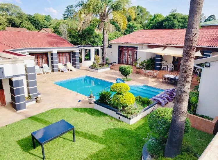 Image 3 of La Chateau354