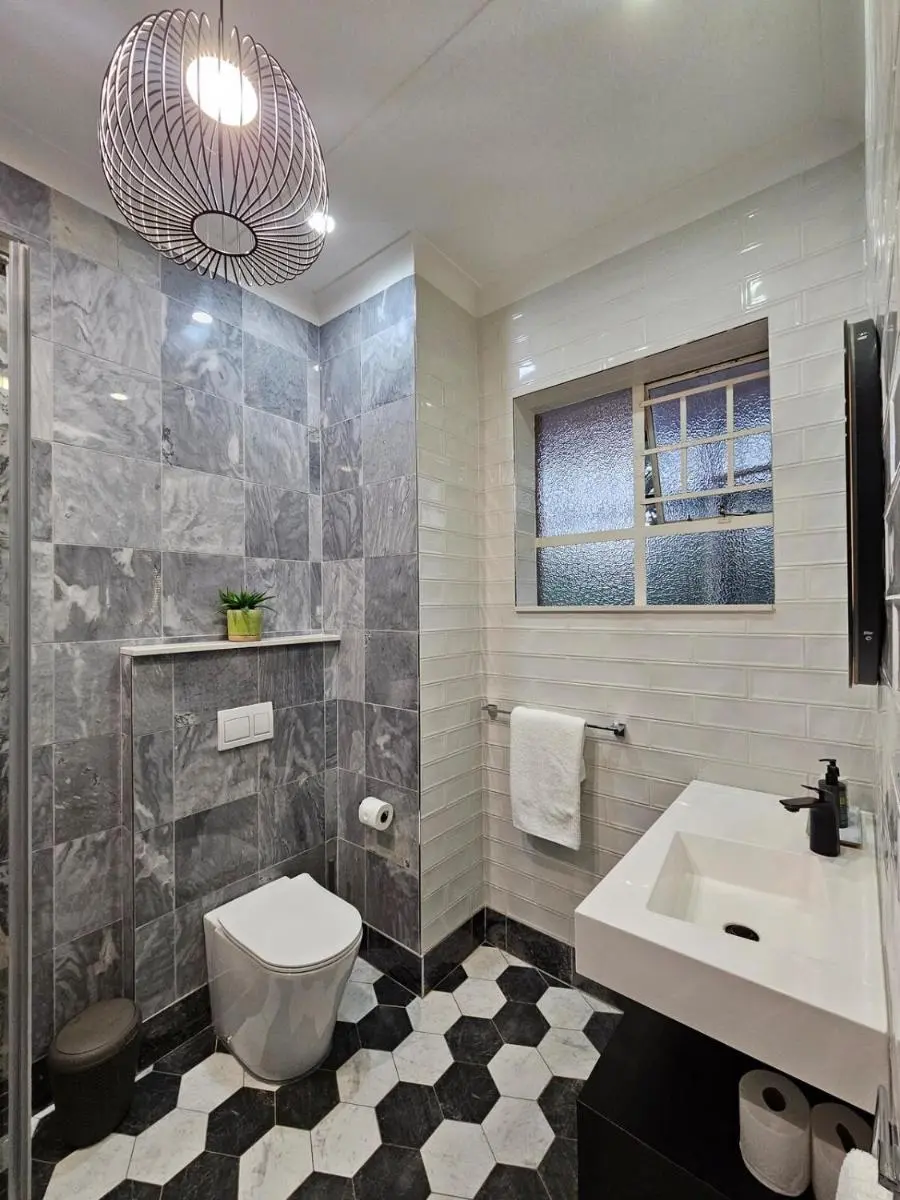 Image 2 of Loft Living Door36