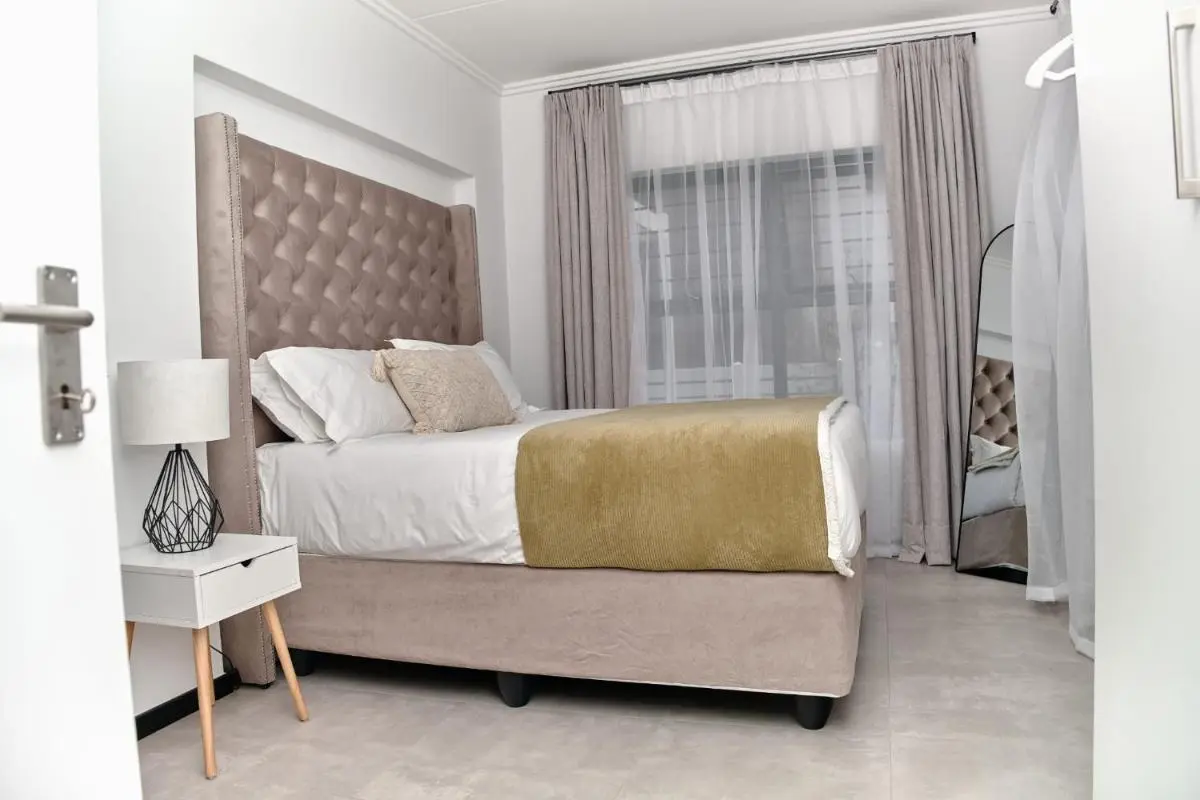 Image 1 of Lonehill Luxury Suites