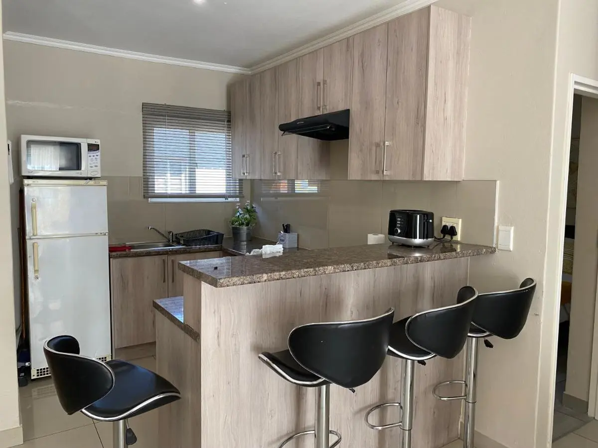 Image 1 of Long Stays- OR Tambo Eastgate