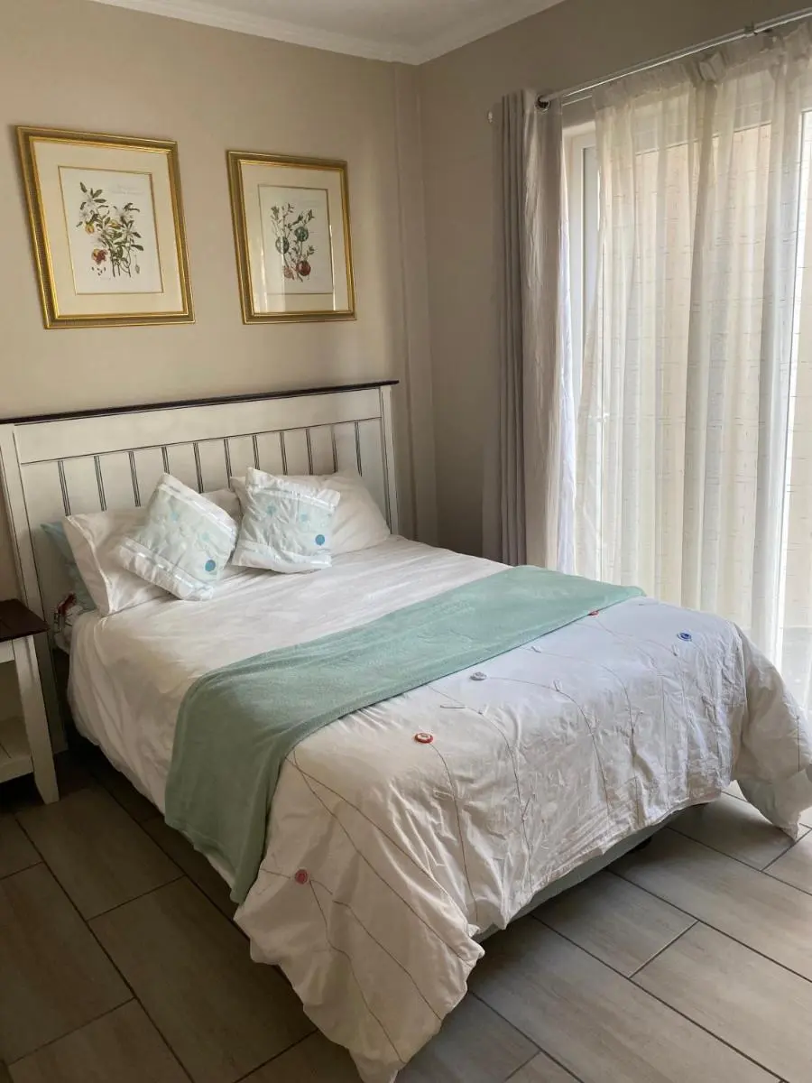 Image 4 of Long Stays- OR Tambo Eastgate