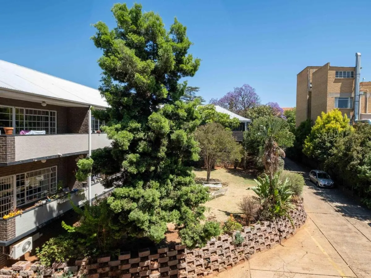 Image 3 of Lovely Linden Apartment