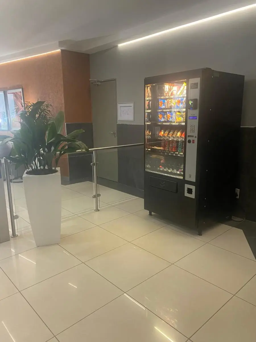 Image 5 of Lovely Rosebank 1-bedroom condo with pool & cinema