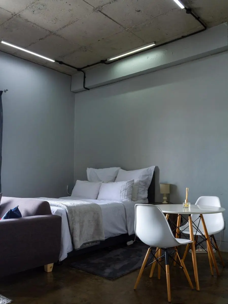 Image 3 of Lux Studio Apartment @ Hallmark House