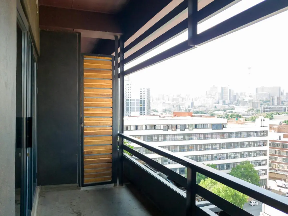 Image 5 of Lux Studio Apartment @ Hallmark House