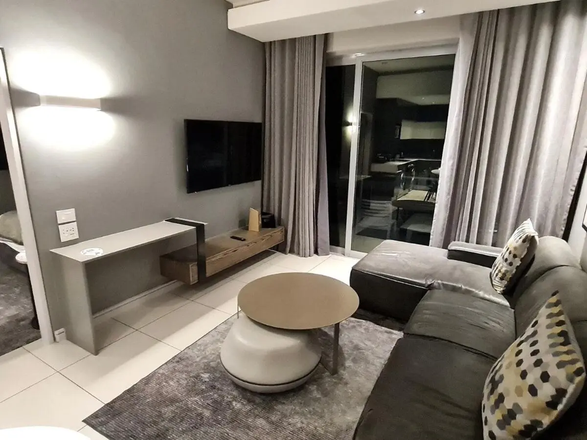 Image 4 of Luxury 2 bedroom-Capital in Sandton