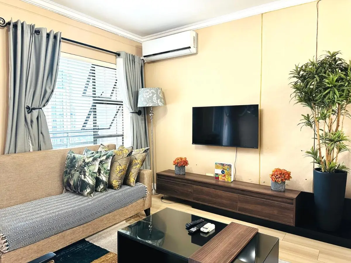 Image 4 of Luxury Apartments West Point Sandton 2