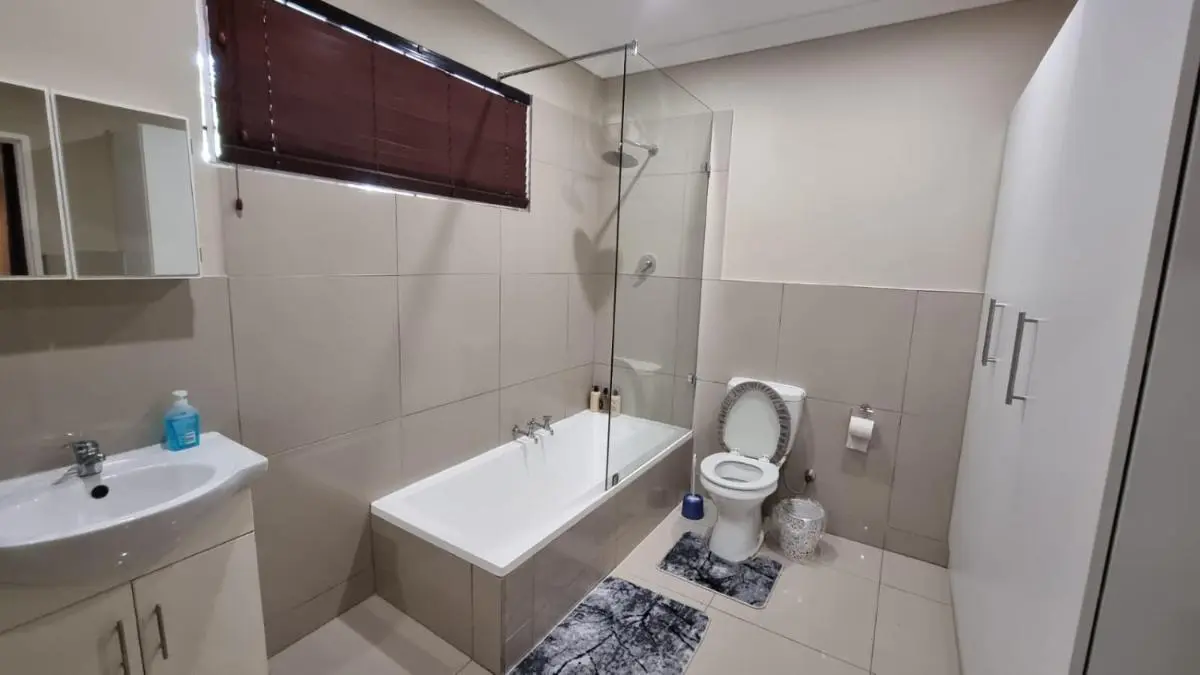 Image 2 of Luxury Fairland Fully Serviced Cottages