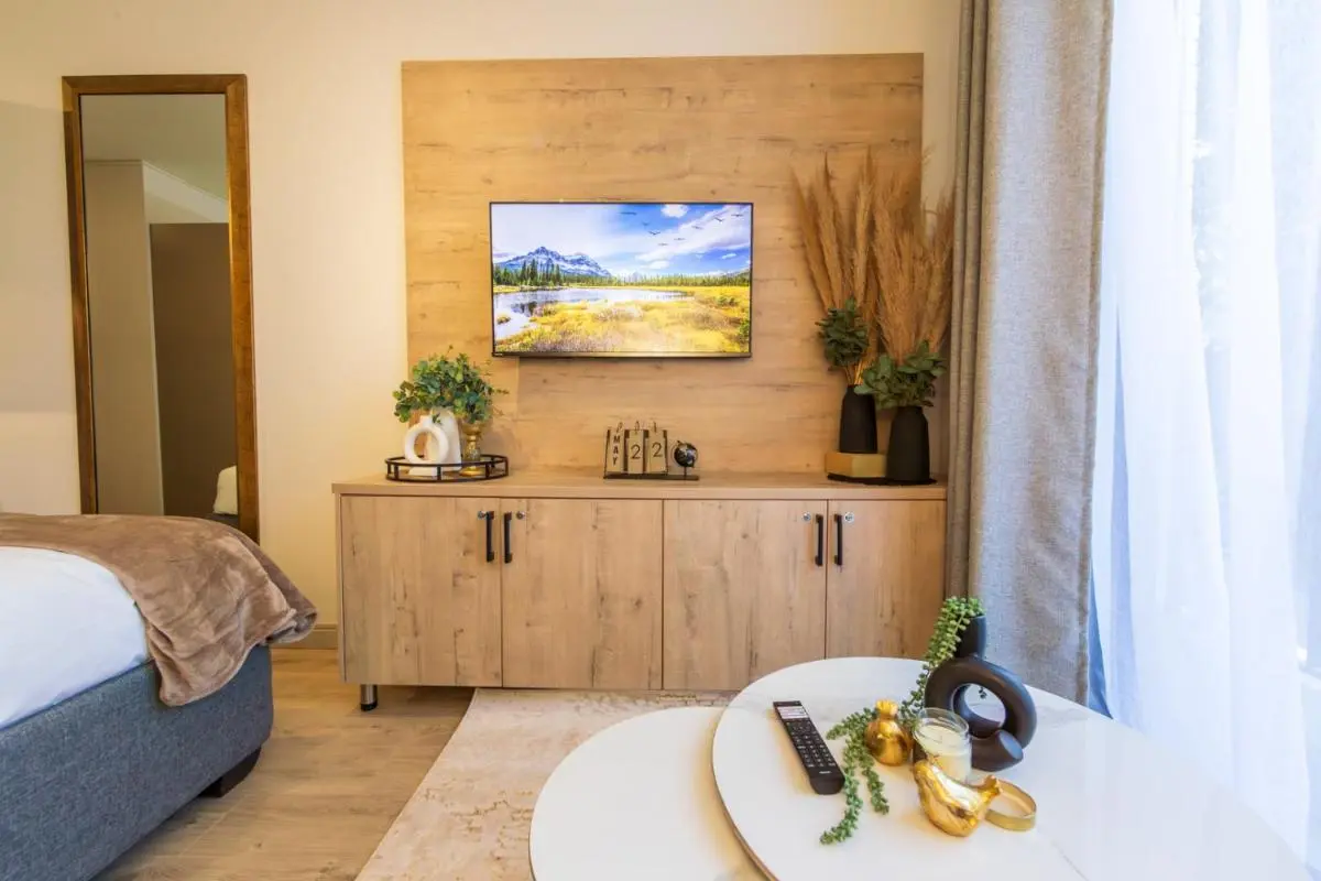 Image 1 of Luxury Studio at One Rosebank with free parking