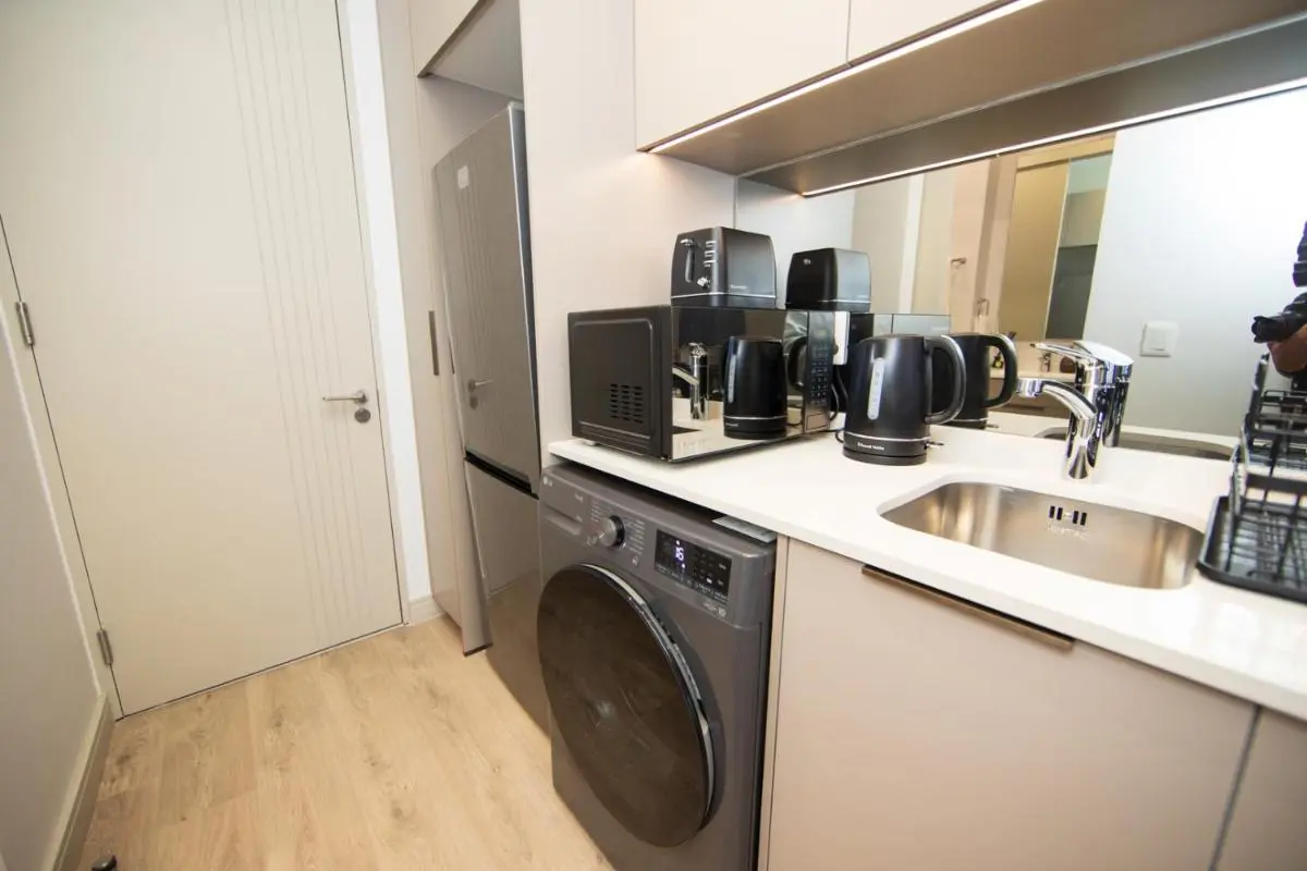 Image 2 of Luxury Studio at One Rosebank with free parking