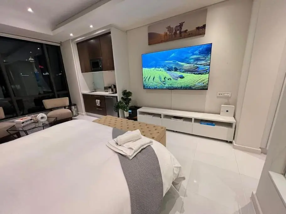 Image of Luxury & Premium Suites Sandton City ONE