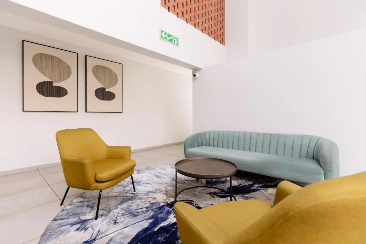 Image 4 of MINT Express Melrose View