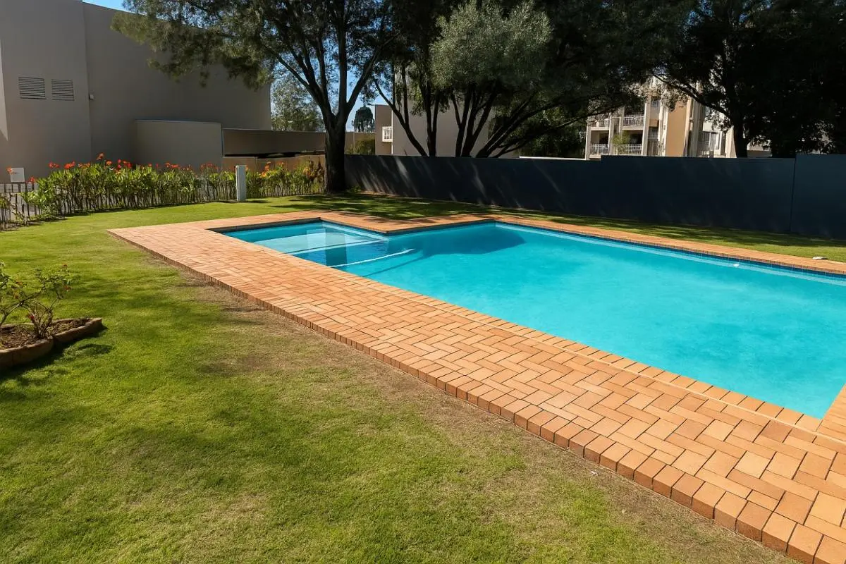 Image 3 of Madison Palms West