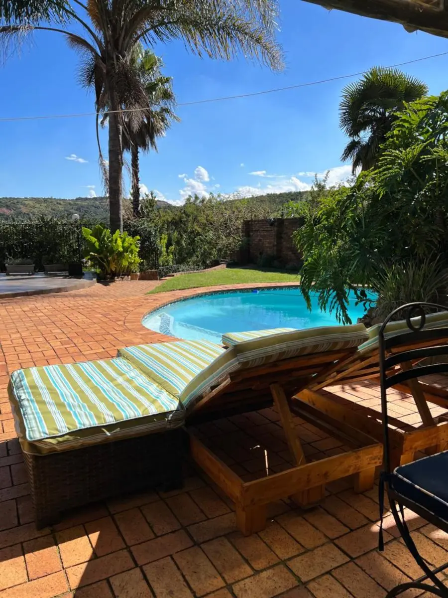 Image 3 of Map’s View Private Suite