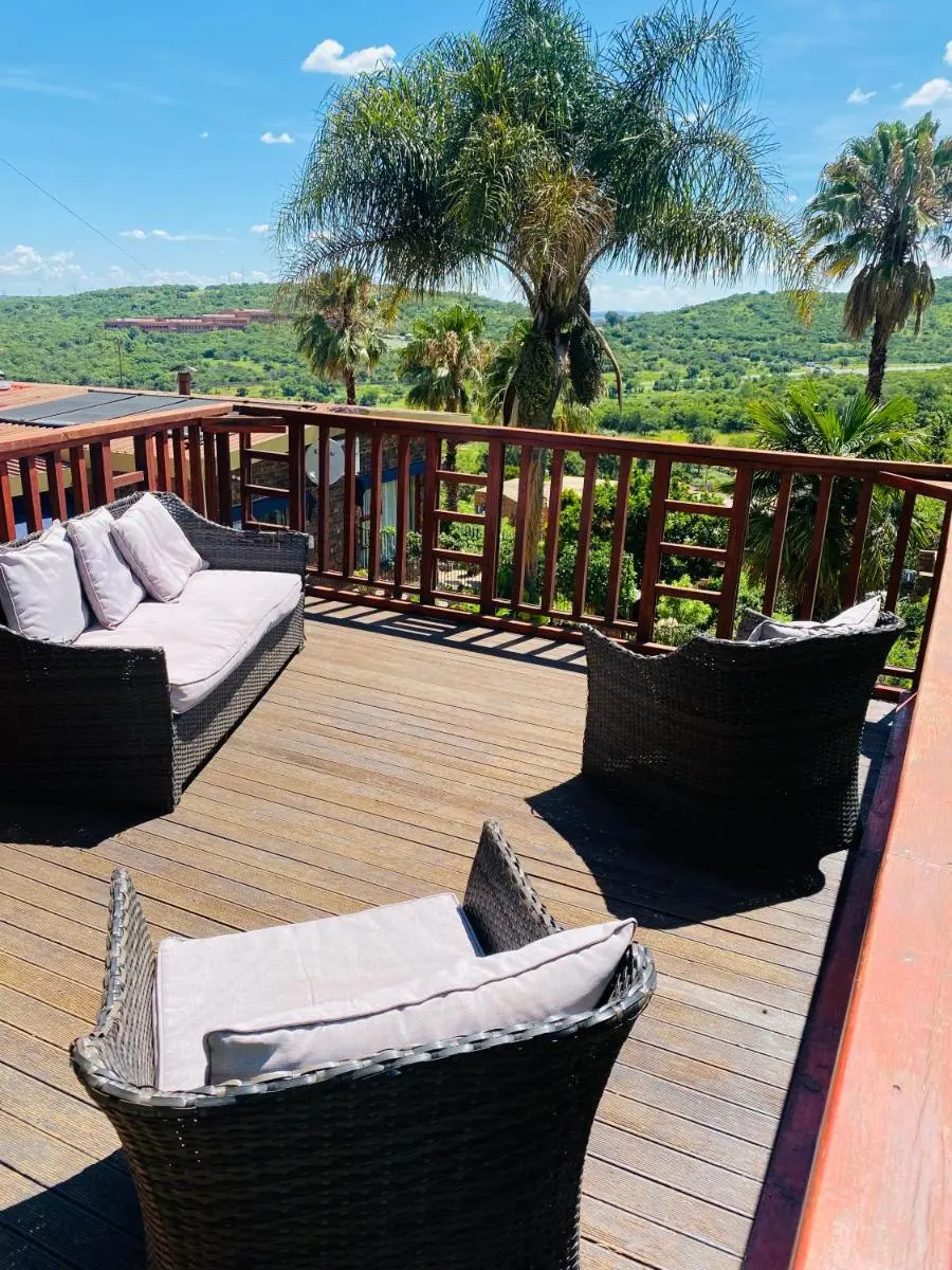 Image 6 of Map’s View Private Suite