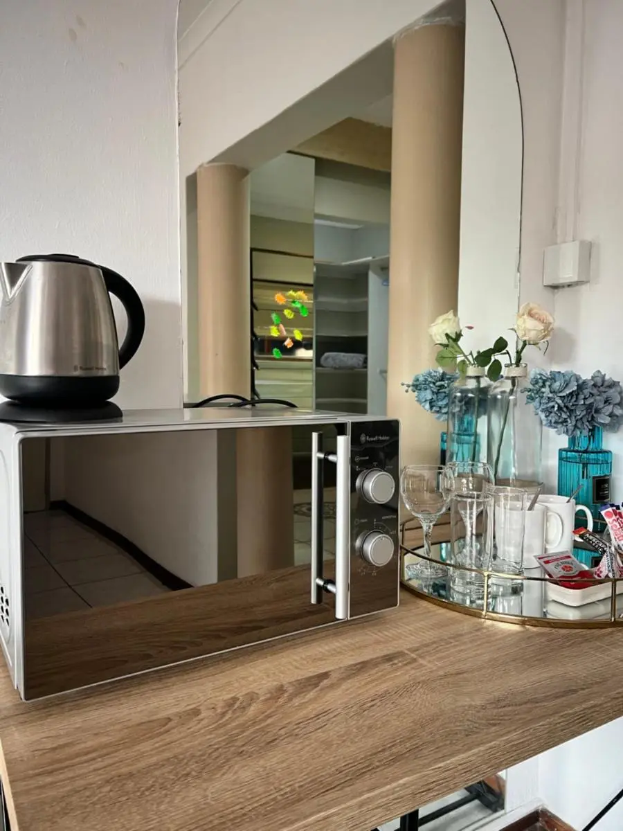 Image 4 of Map’s View Private Suite