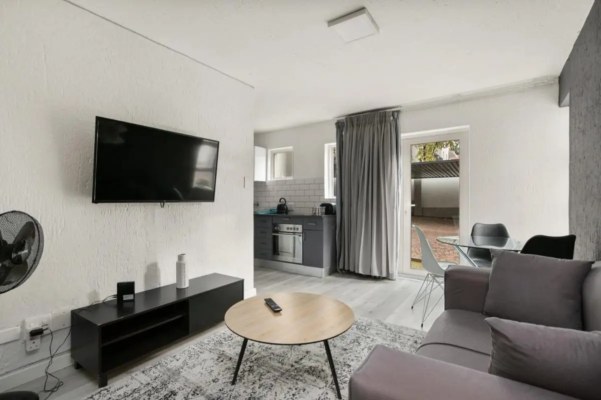 Image 3 of Marley on Katherine Apartments