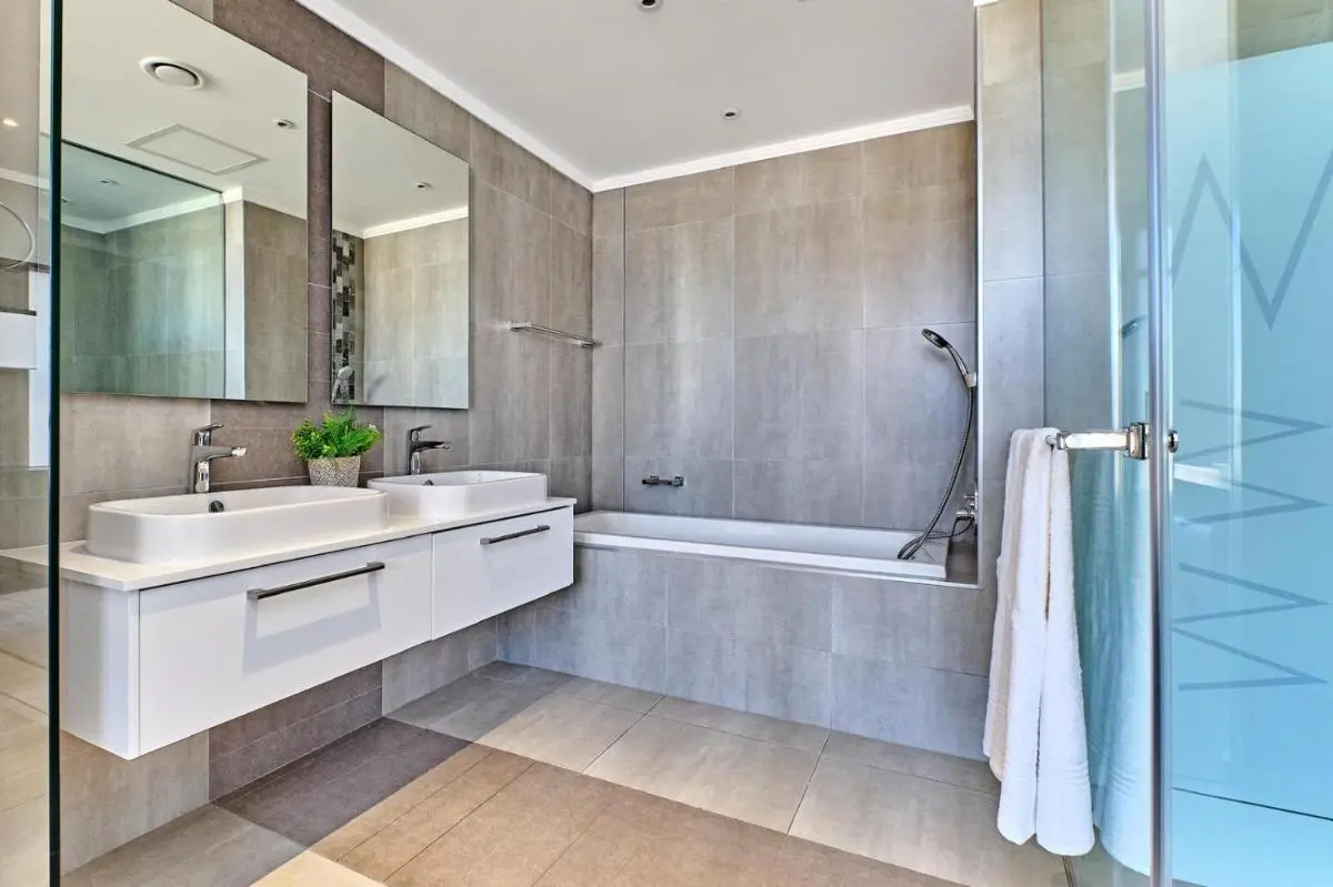 Image 2 of Masingita Towers Hotel, Luxurious Sunset Condo